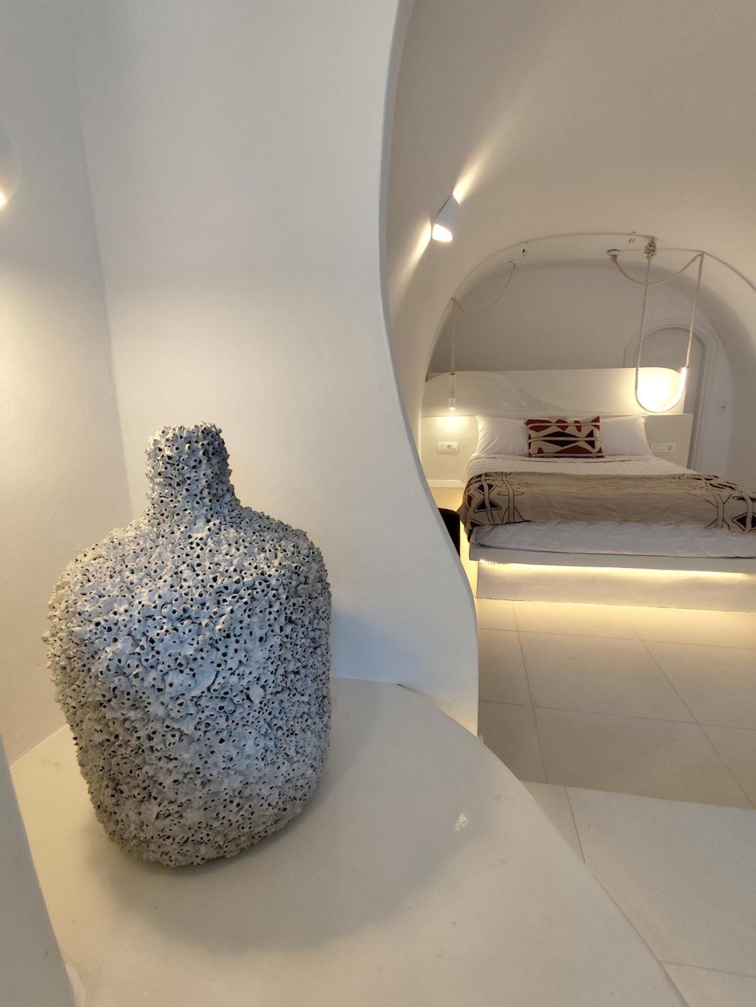 The Magic Luxury Cave Suites Vothon Exterior photo