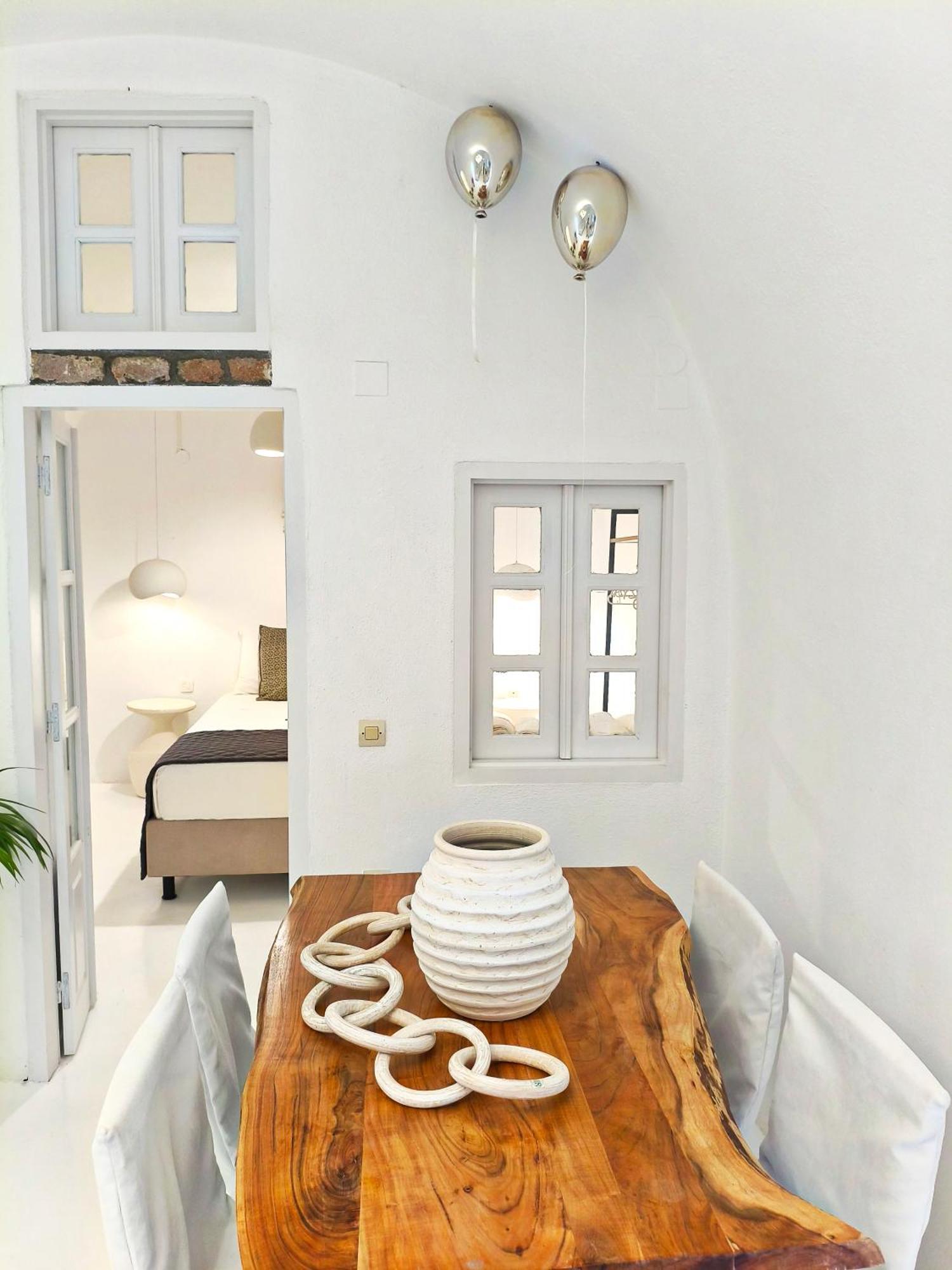The Magic Luxury Cave Suites Vothon Exterior photo