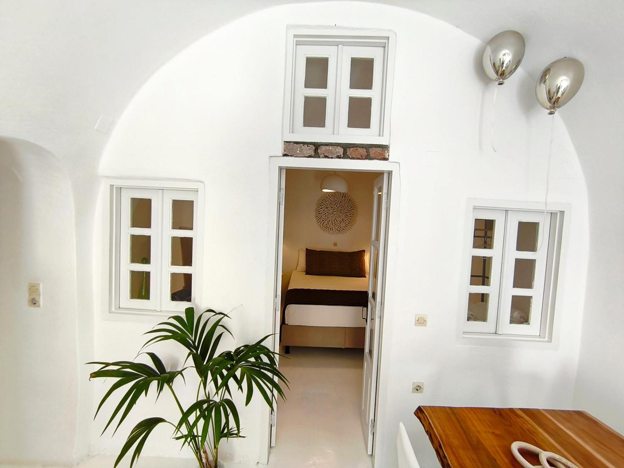 The Magic Luxury Cave Suites Vothon Exterior photo