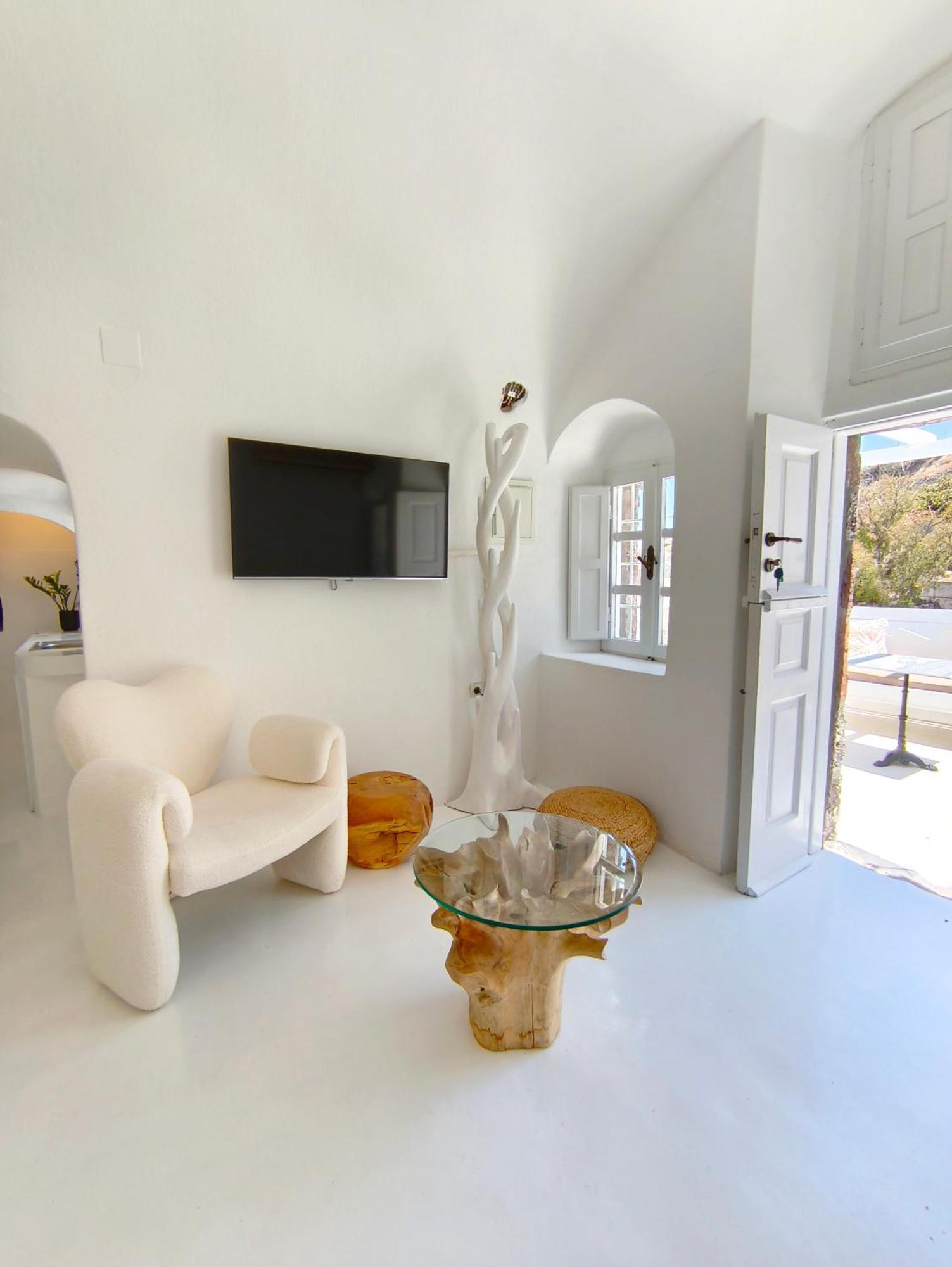 The Magic Luxury Cave Suites Vothon Exterior photo
